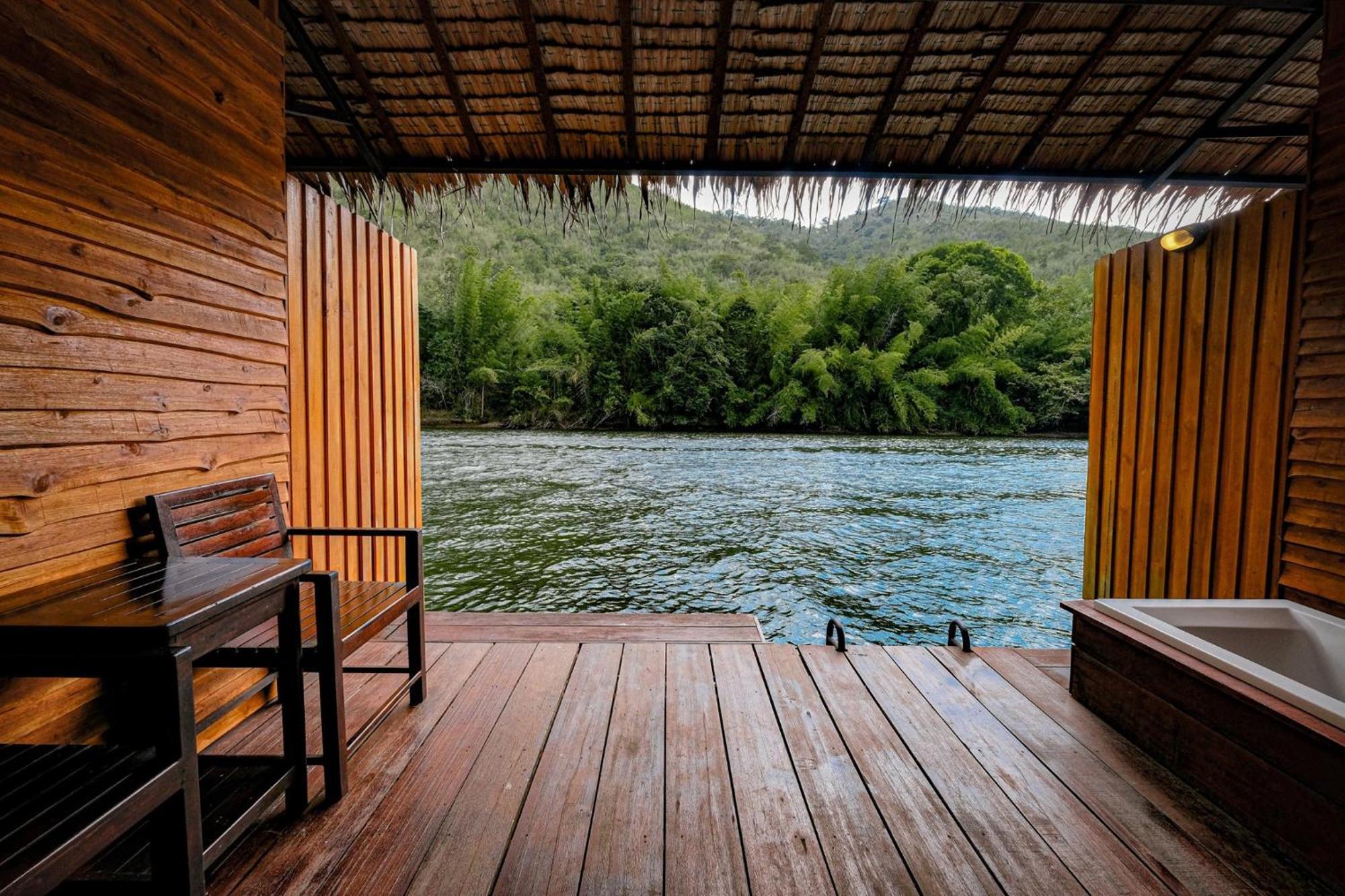 The Hub Erawan Resort 崇贞夫 外观 照片