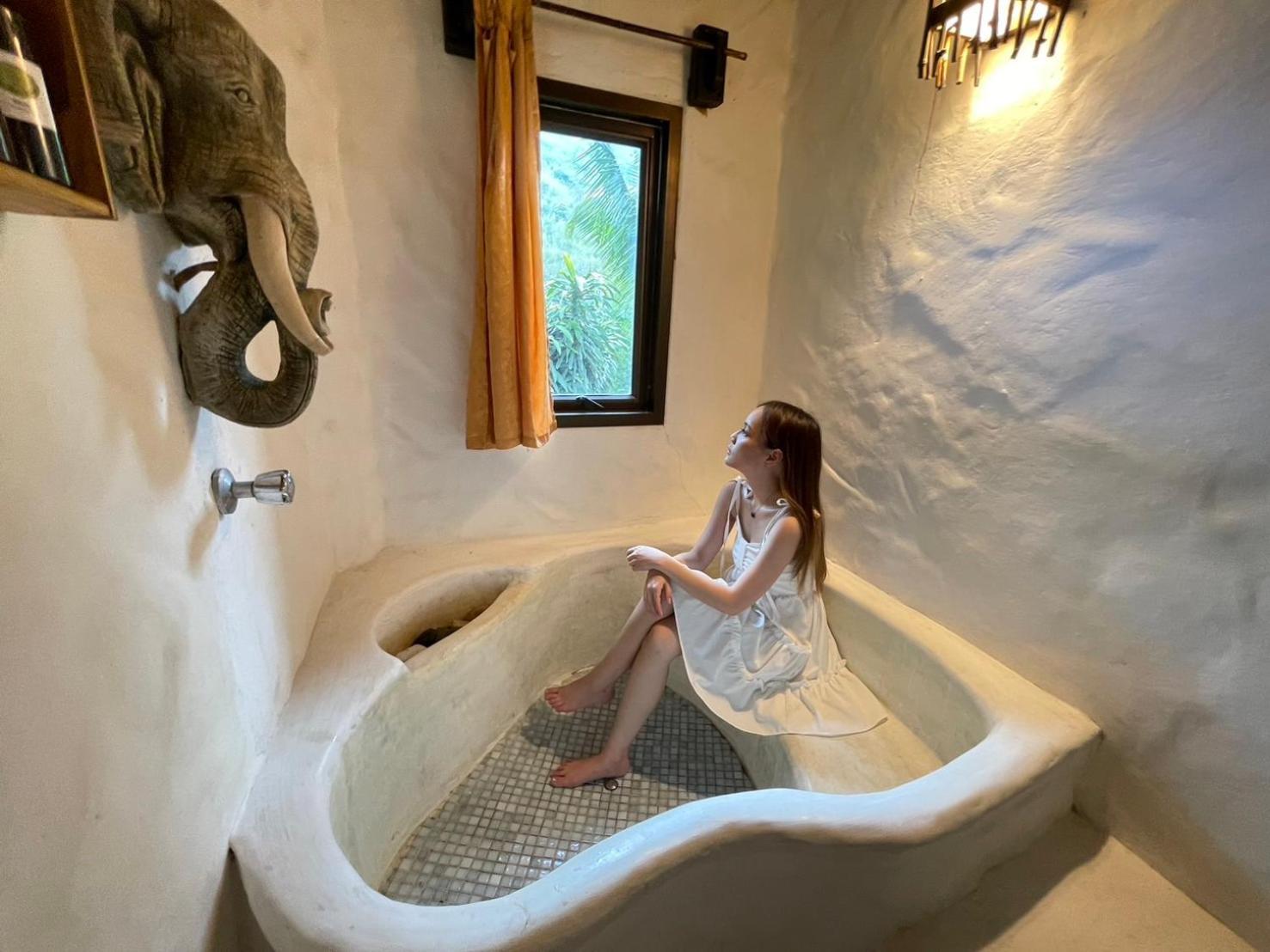 The Hub Erawan Resort 崇贞夫 外观 照片