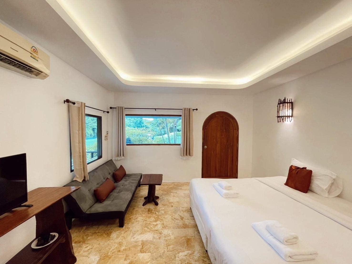 The Hub Erawan Resort 崇贞夫 外观 照片