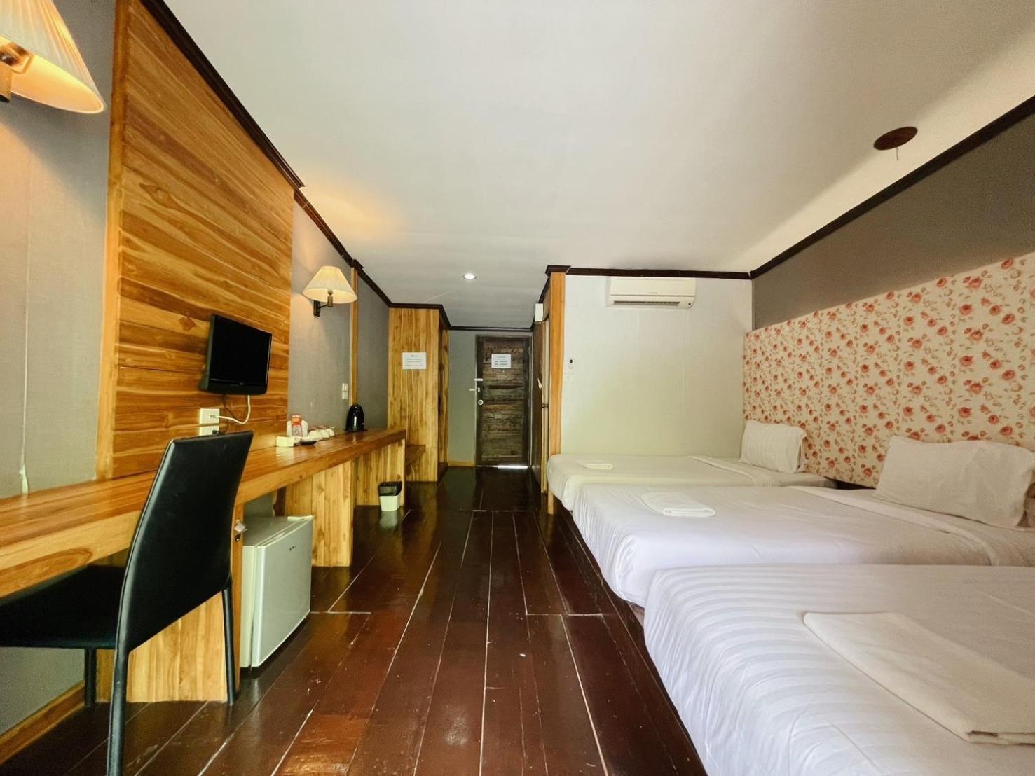 The Hub Erawan Resort 崇贞夫 外观 照片