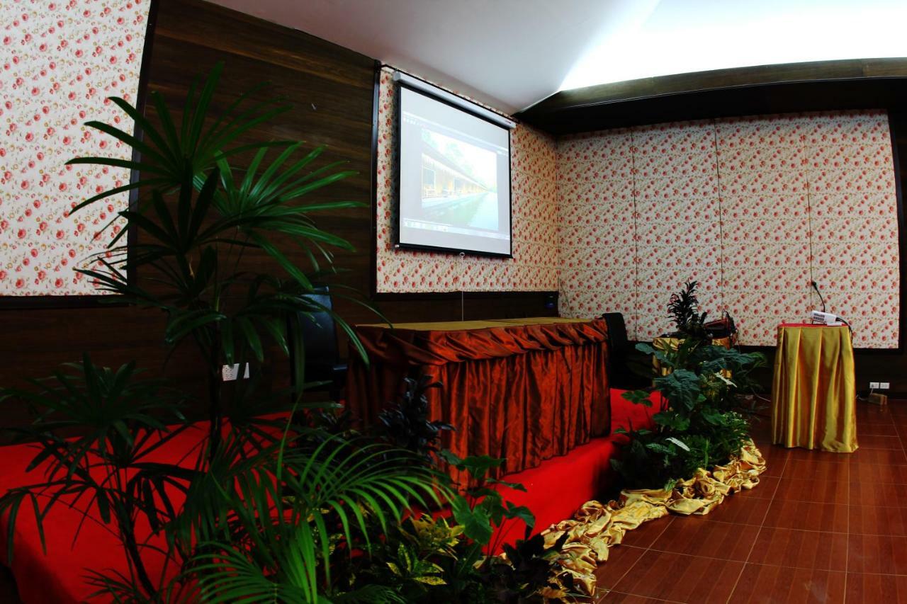 The Hub Erawan Resort 崇贞夫 外观 照片
